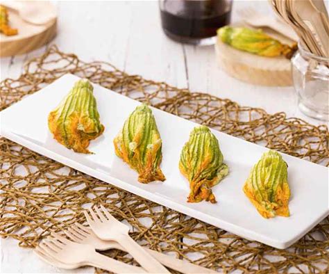 fleurs de courgettes&nbsp;farcie